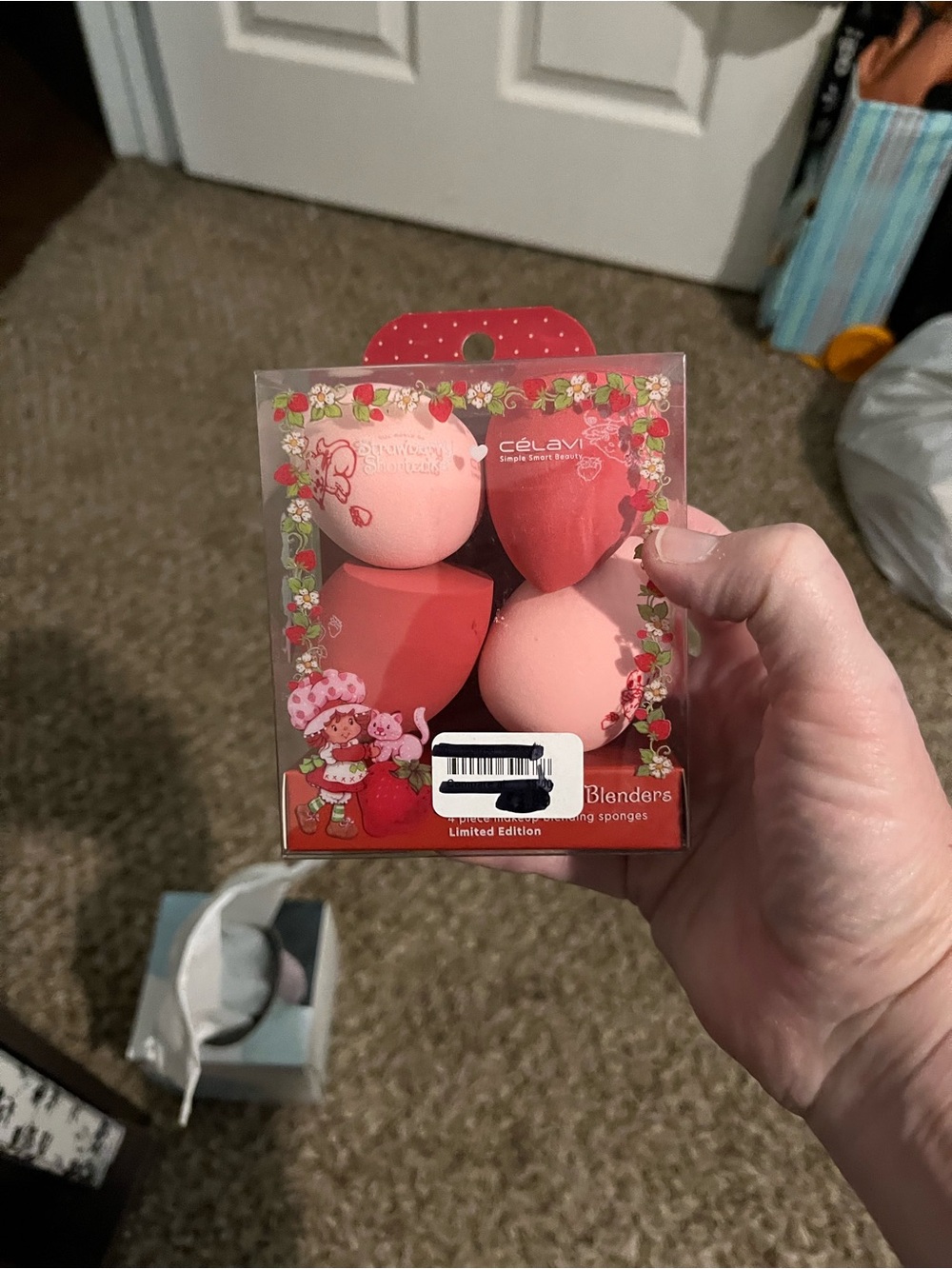 Celavi Strawberry Limited Edition Pink & Red Makeup Sponge Set - 4 Pack